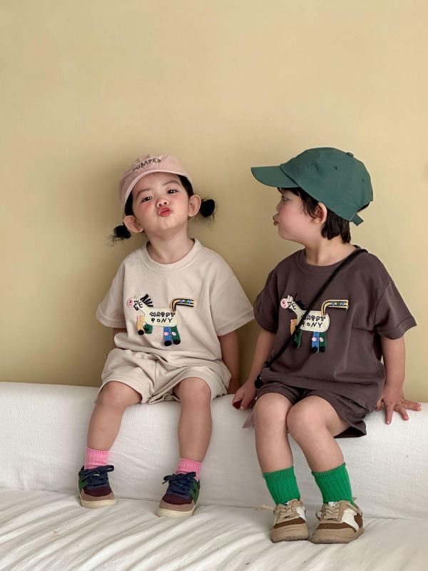 小馬刺繡素色兩件式套裝 