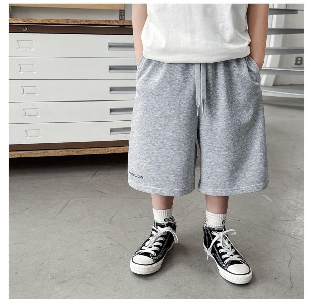 字母印花素色抽繩寬鬆短褲 