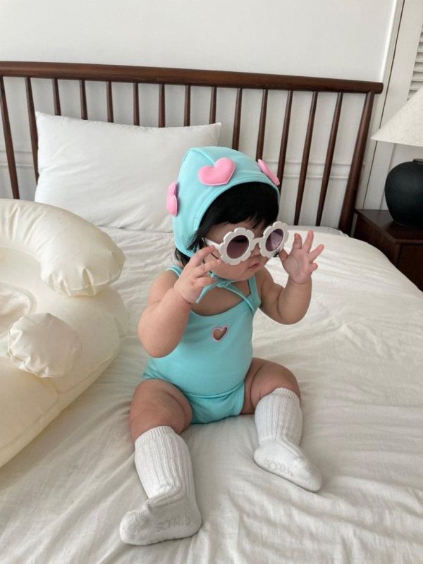 夏日素色愛心造型速乾泳衣(含帽)(3色) 