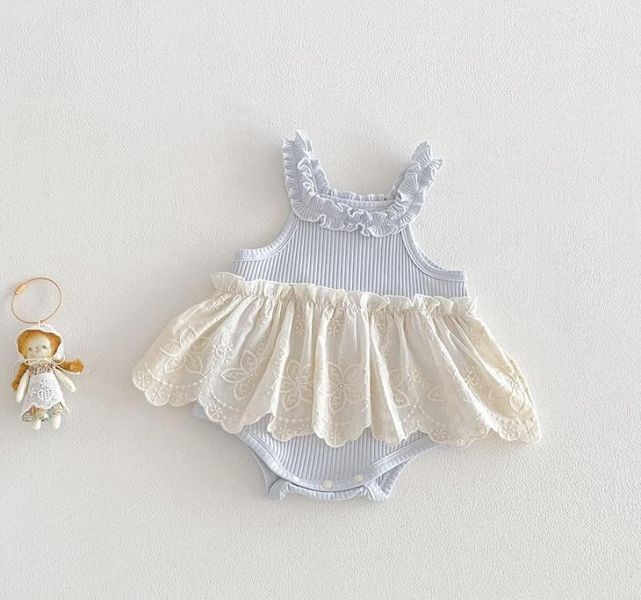 甜美螺紋蕾絲拼接包屁裙 