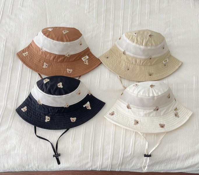 小熊刺繡透氣網眼遮陽漁夫帽 