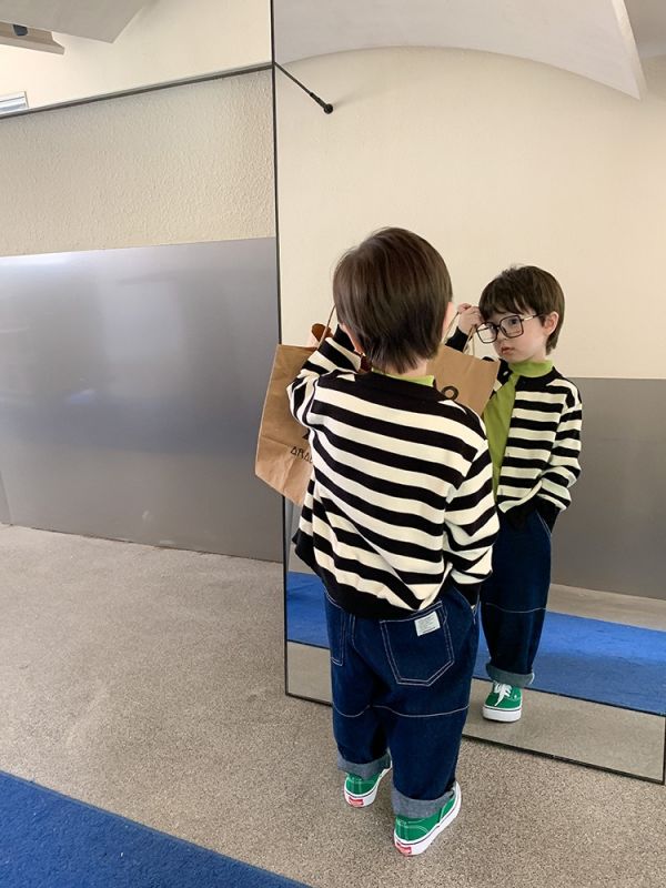 百搭薄款布標針織外套 