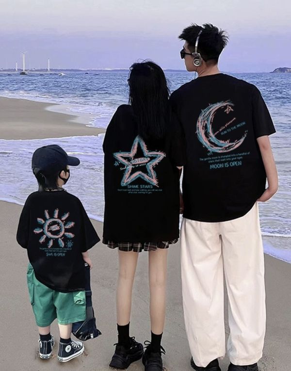 親子款星星月亮太陽印花上衣 