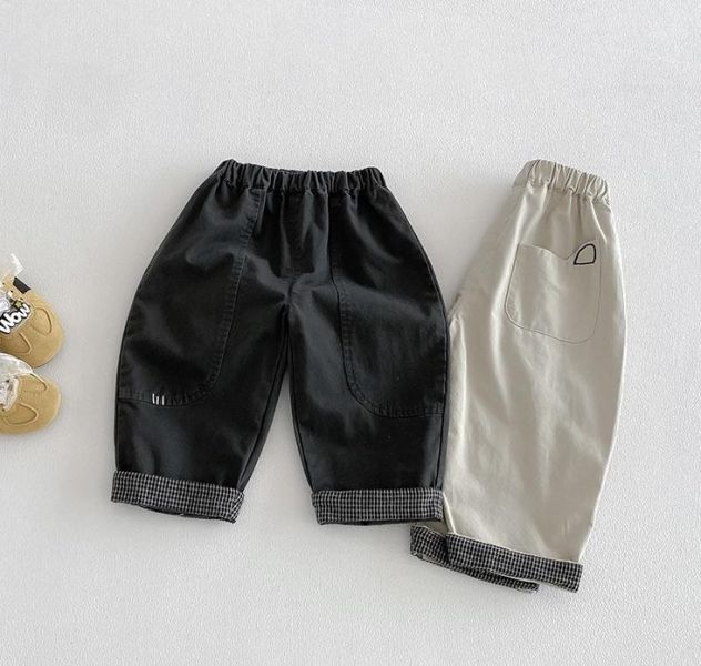 造型反摺格紋素色休閒長褲 