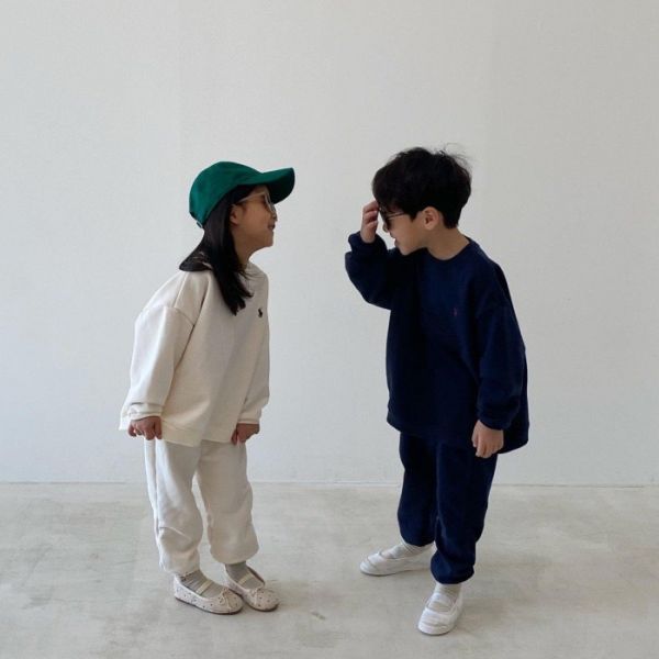 四色運動休閒刺繡套裝 