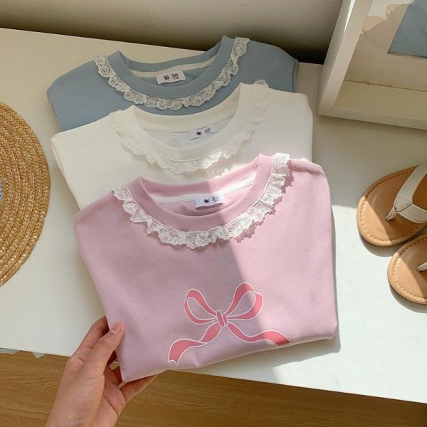 大蝴蝶結印花蕾絲領口上衣 