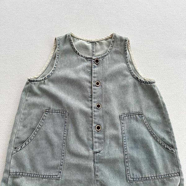 背心式牛仔五分褲連身裝 