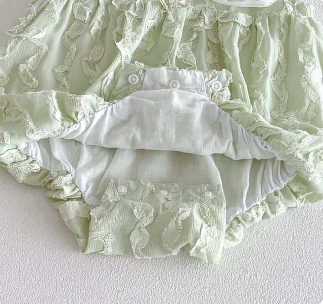 大蝴蝶結壓紋無袖包屁衣 