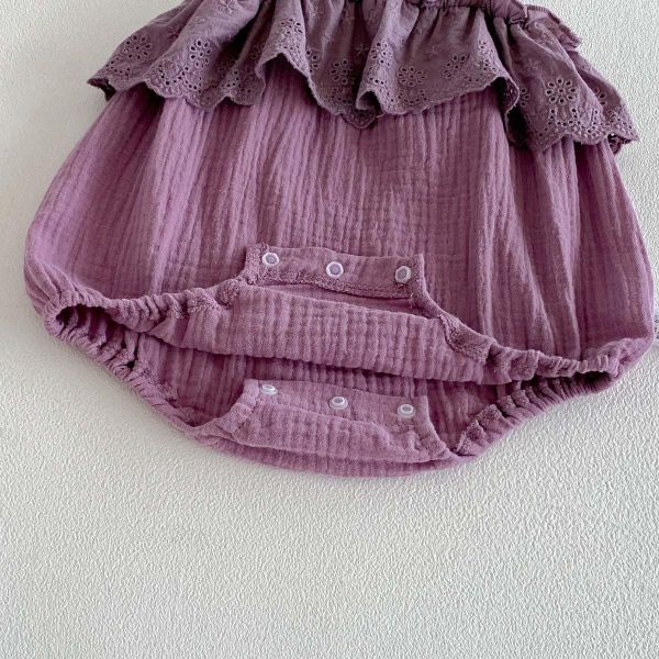 荷葉領系肩綁帶包屁衣 