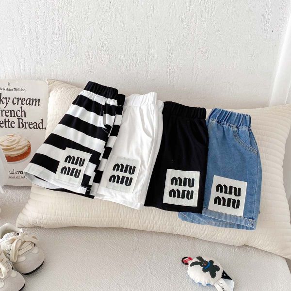 百搭款春夏棉質/牛仔字母布標短褲 