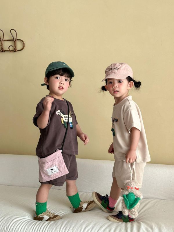 小馬刺繡素色兩件式套裝 