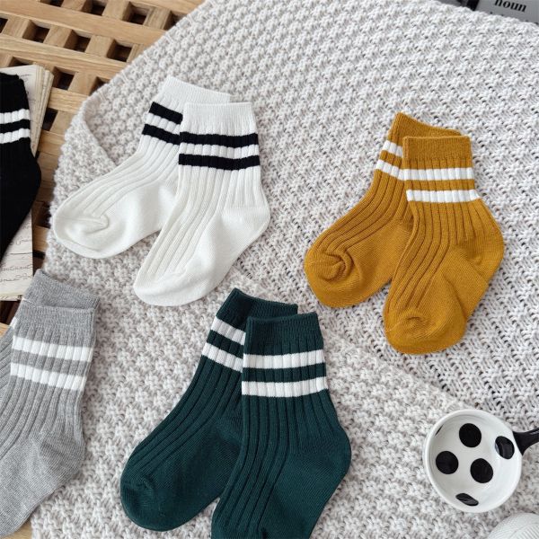 雙槓運動風休閒條紋中筒襪(一套五入) 