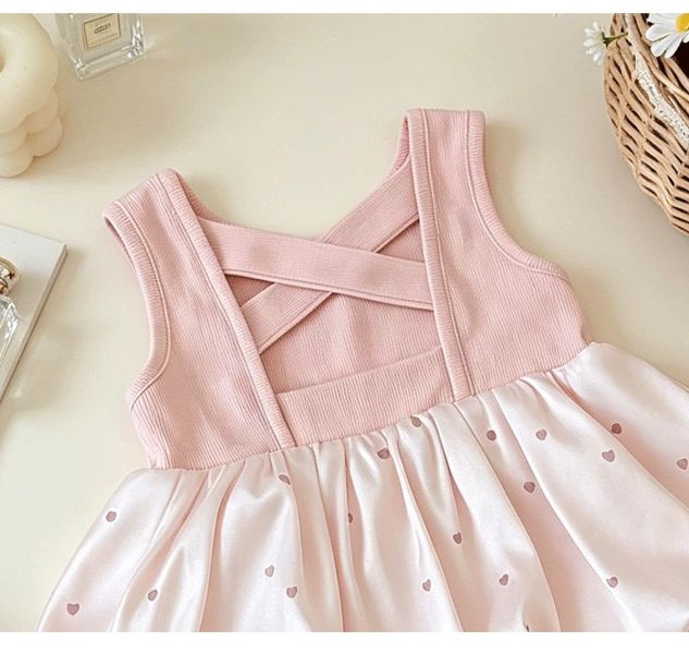 甜美蝴蝶結後露背點點包屁裙 