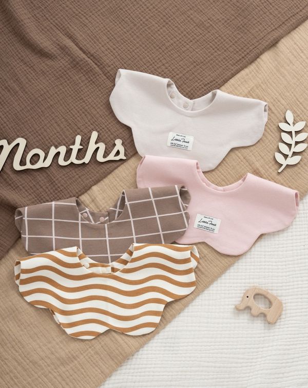 純棉360度花瓣形吸水口水巾圍兜 