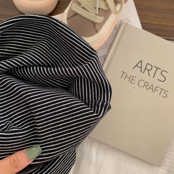 純棉經典條紋圓邊上衣 