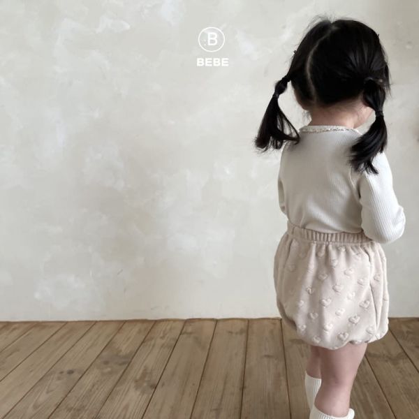花邊圓領素色打底衣 