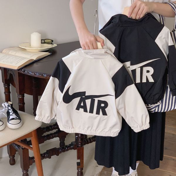 拼色帥氣運動風連帽外套 