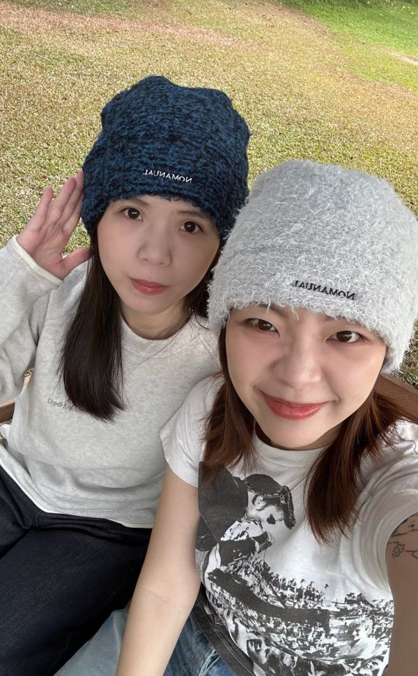 NOMANUAL 毛毛帽 