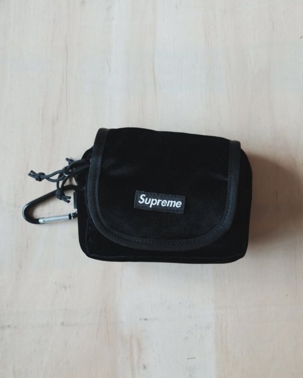 Supreme 25FW Velvet Mini Pouch 天鵝絨豹紋零錢包 