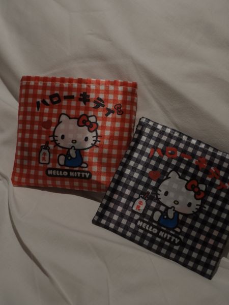 HELLO KITTY 格紋購物袋 