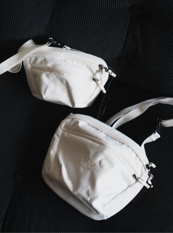 ARC' TERYX 始祖鳥 Mantis 側背包 