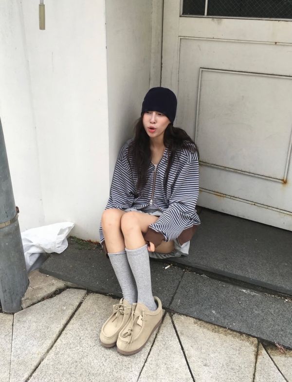 23.65 NUTTY 麂皮袋鼠鞋 