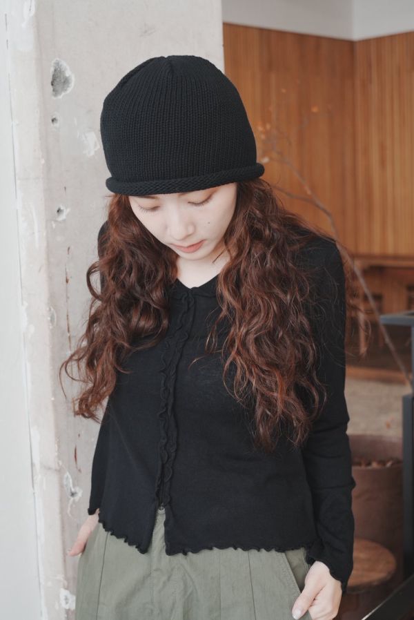 QQ捲邊彈性上衣 