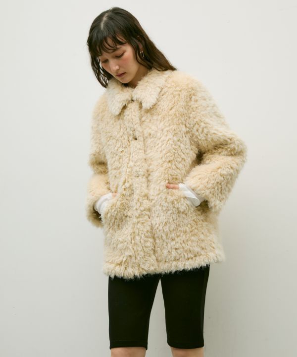浮誇毛毛外套 