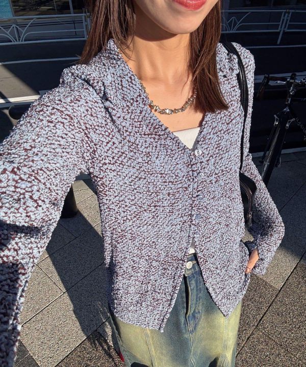 爆米花皺皺排釦上衣 