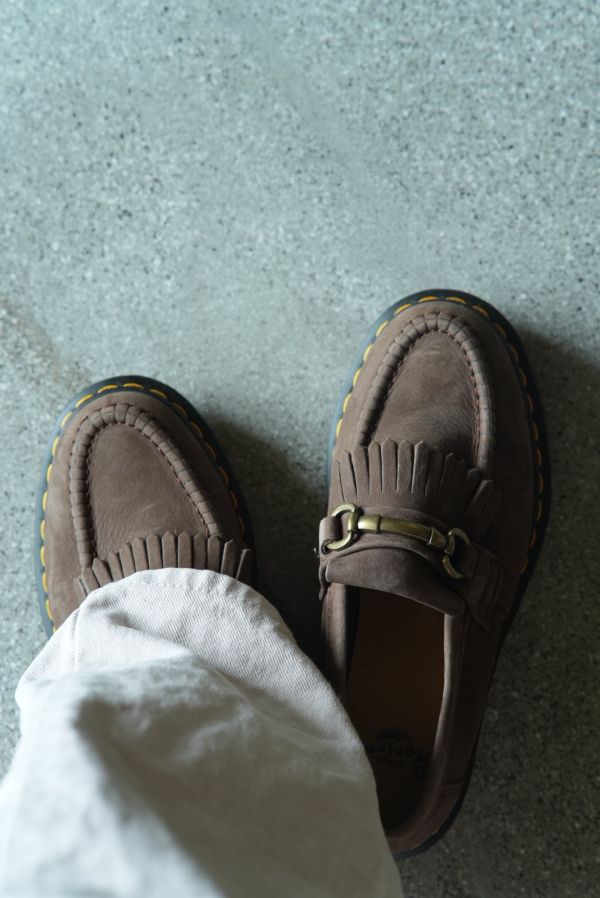 DR.MARTENS ADRIAN SNAFFLE 巧克力棕 