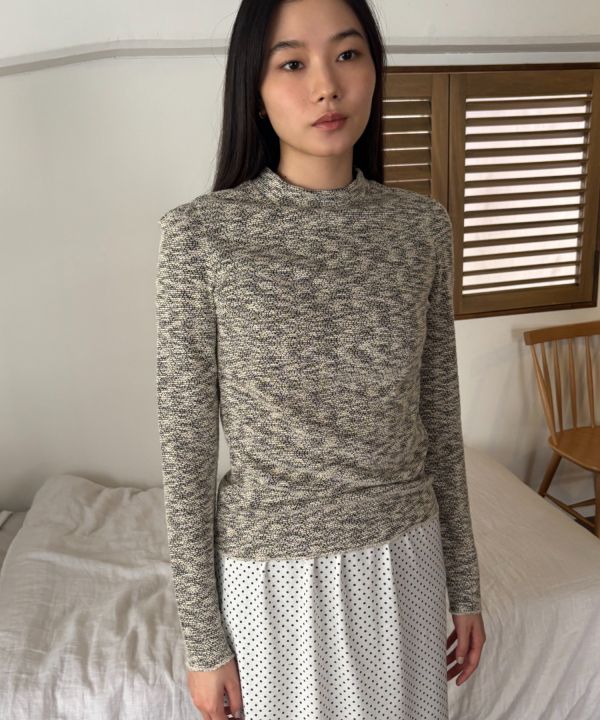 提花小高領薄長T 