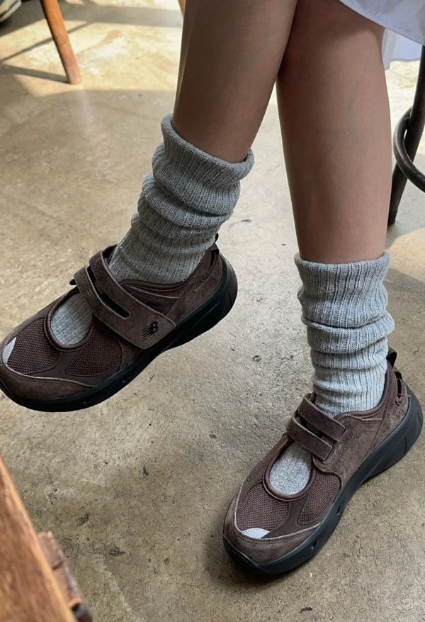 NEW BALANCE BREEZE 麂皮瑪莉珍 