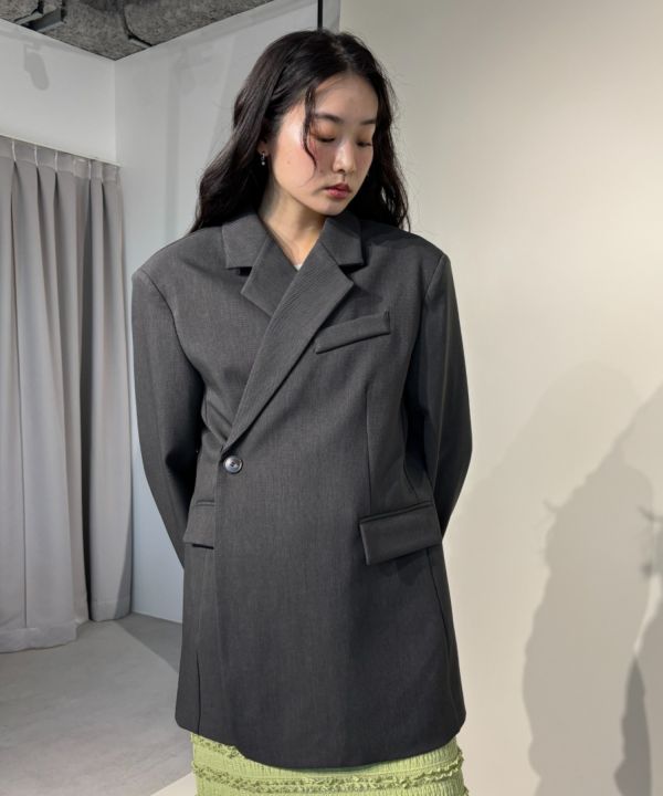 斜釦西裝外套 