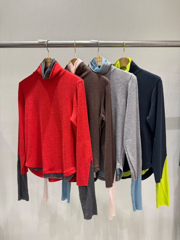 假兩件設計小高領打底衣 