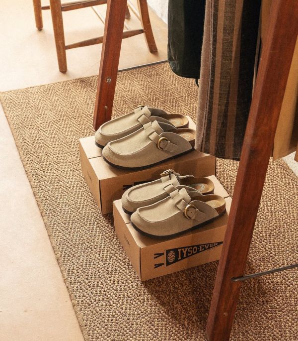 IYSO 真皮半拖鞋 