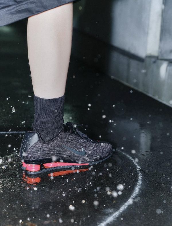 NIKE SHOX Z 黑紅 