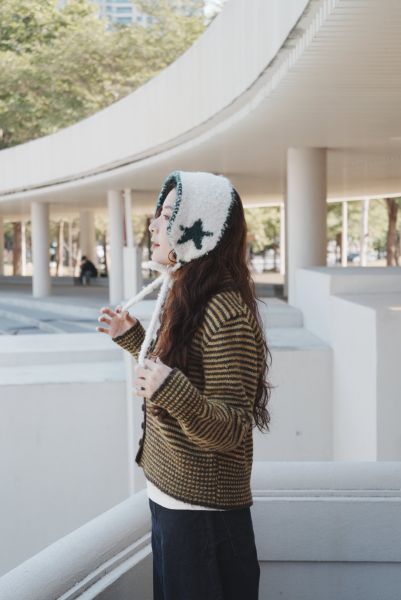 條紋Q彈針織外套 