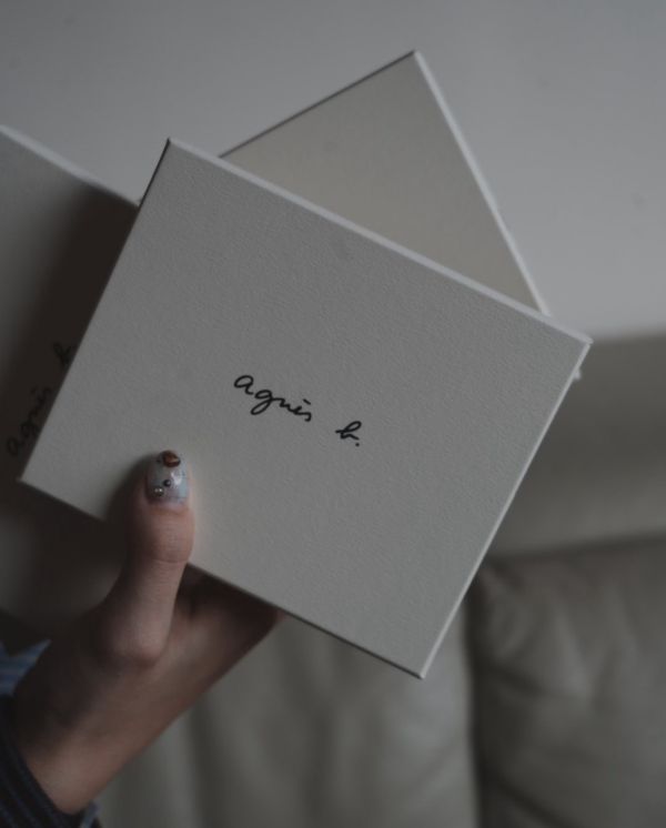 agnes.b 素雅中性皮夾 