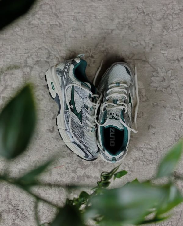 Mizuno MXR 灰銀/銀綠/米白銀（紅logo) 