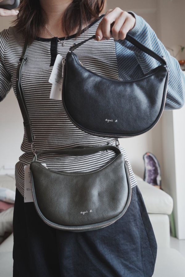 agnes b. Voyage 真皮彎月兩用包 