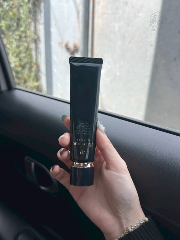 Clé de Peau Beauté 肌膚之鑰光采無瑕妝前凝霜 