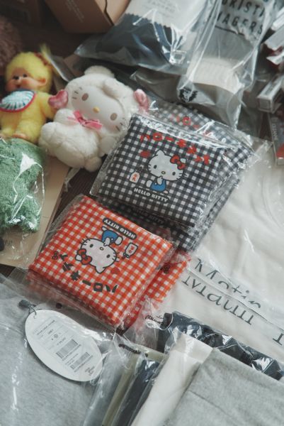 HELLO KITTY 格紋購物袋 