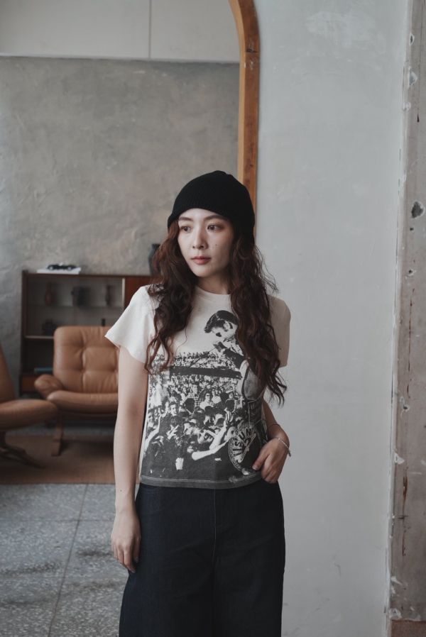 The King of Rock & Roll 貓王合身小短T 