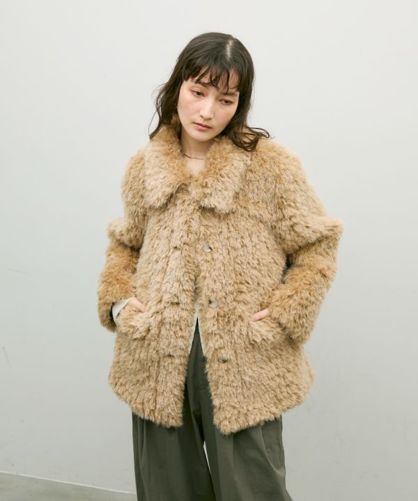浮誇毛毛外套 
