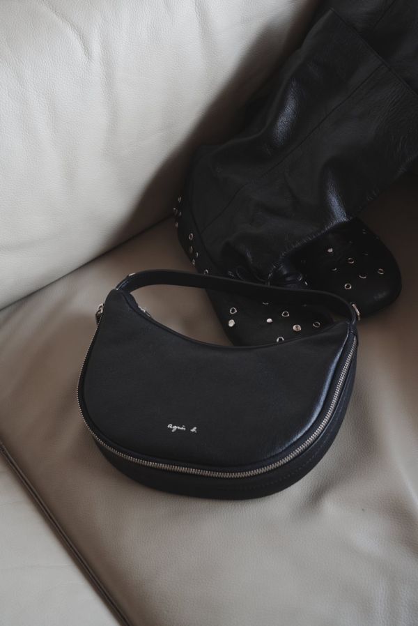 agnes b. Voyage 真皮彎月兩用包 