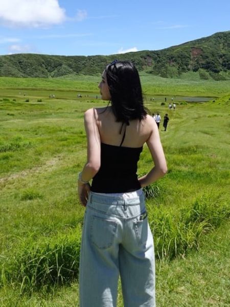 深V花邊大露背 辣妹背心 