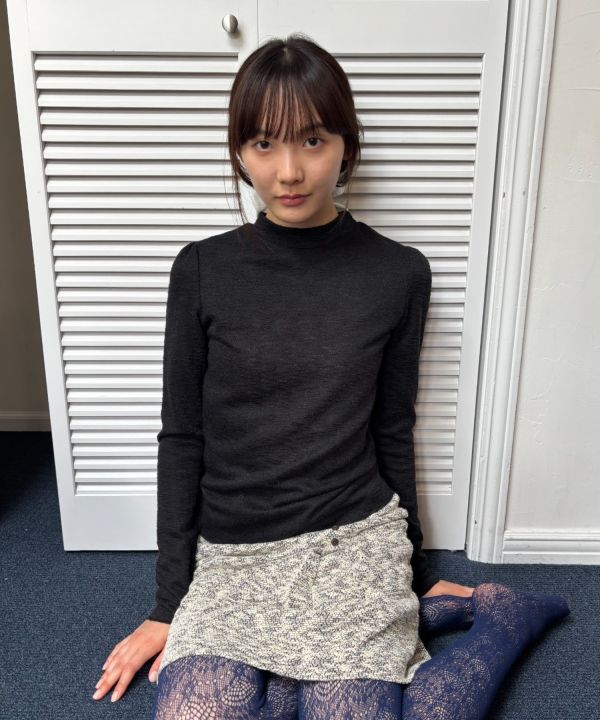 提花小高領薄長T 