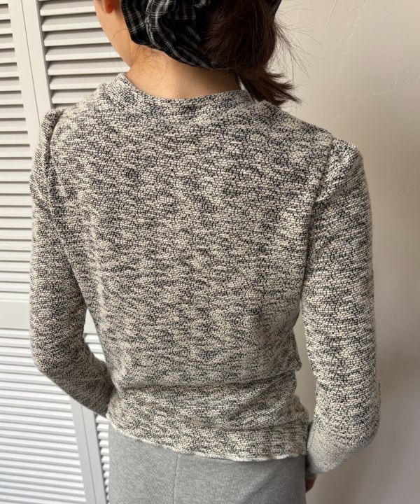 提花小高領薄長T 