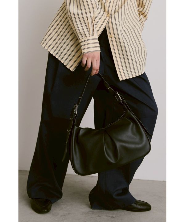 多孔背帶單肩包 