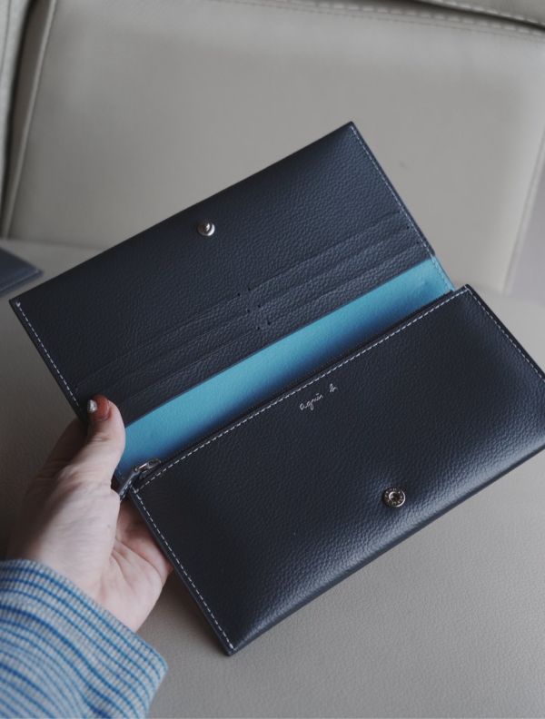 agnes.b 素雅中性皮夾 